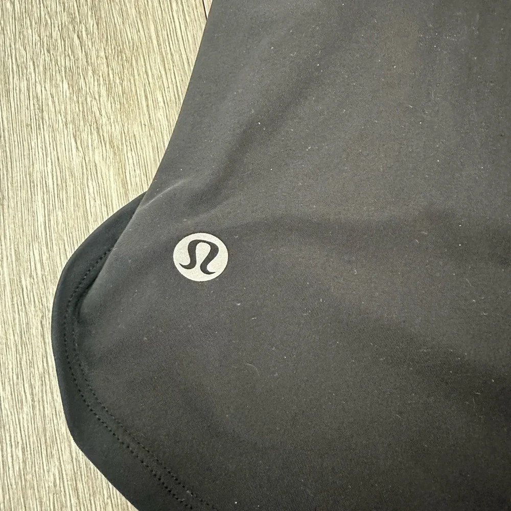 Lululemon Black Women's Tank Top - Picture 3 of 4